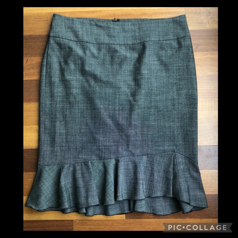 ♦️Express Design Studio ruffled pencil skirt